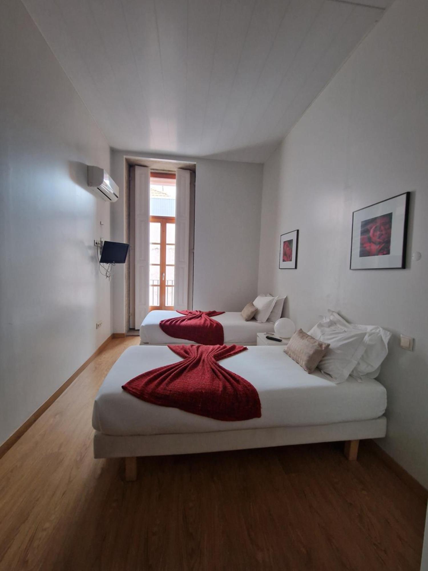 12 Short Term Apartment Porto Bagian luar foto