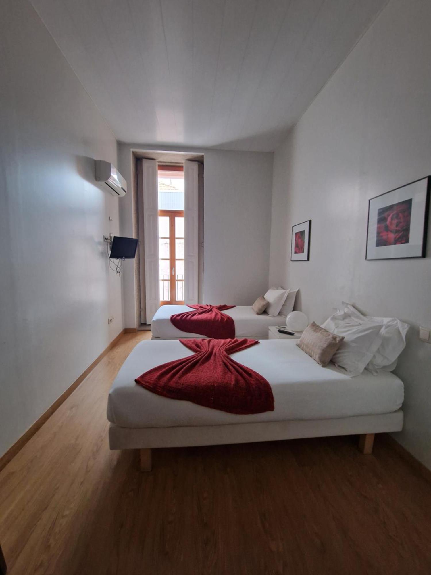 12 Short Term Apartment Porto Bagian luar foto